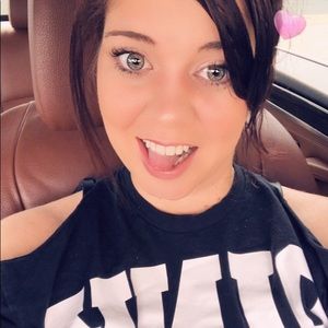 Meet your Posher, Kelli